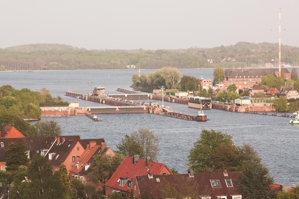 Hotel Waffenschmiede Kiel Exteriör bild