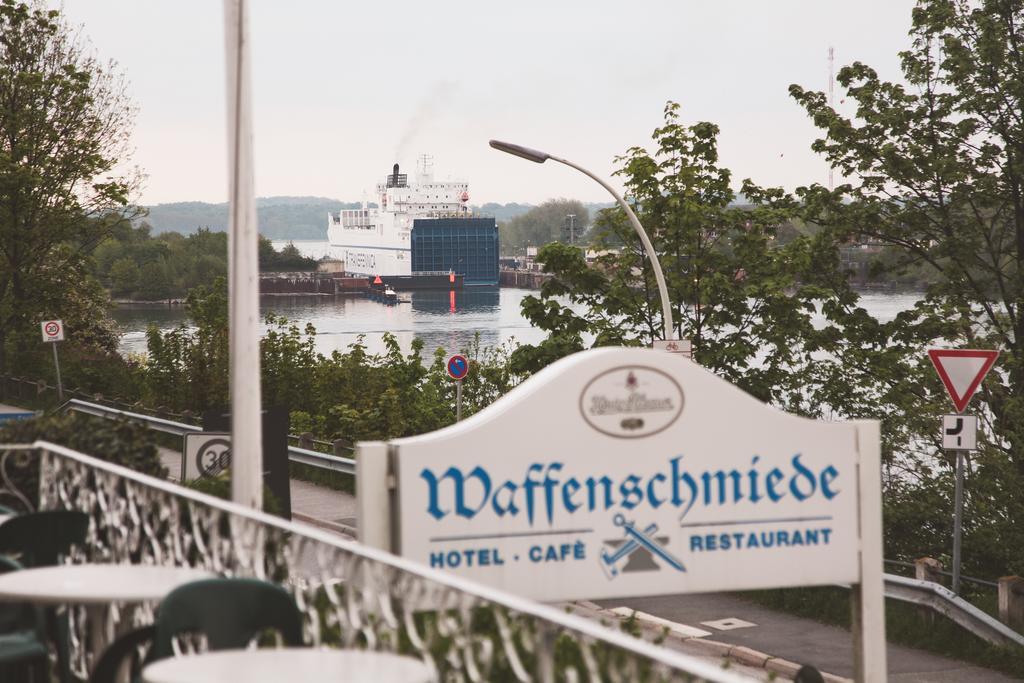 Hotel Waffenschmiede Kiel Exteriör bild